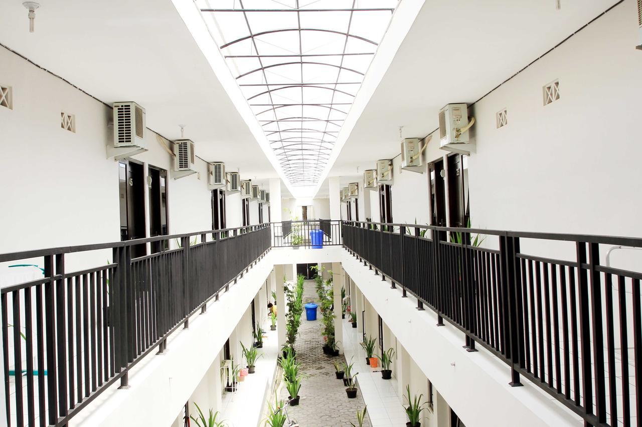 D'Paragon Pringwulung Maguwo Luaran gambar
